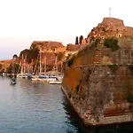 Ninos Luxury コルフ島