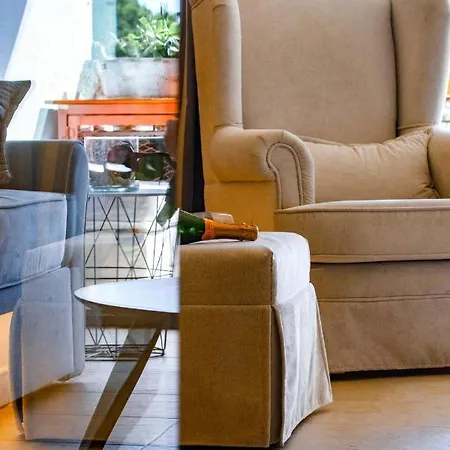 아파트 Ninos Luxury