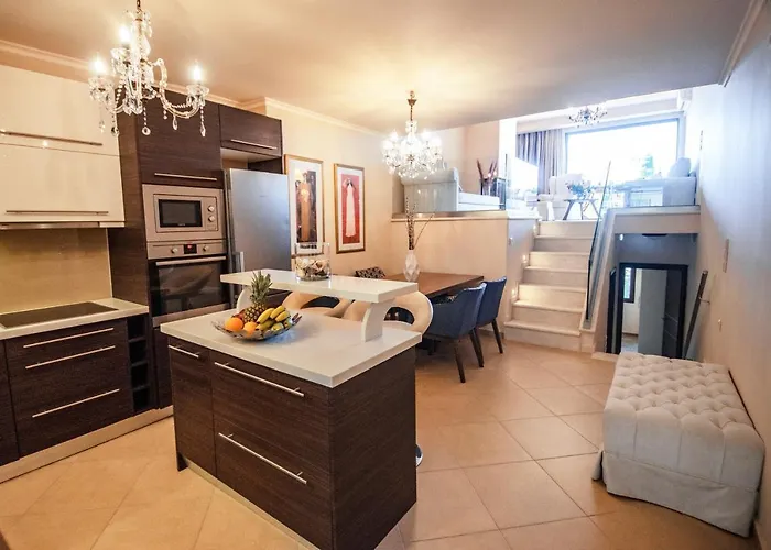 Ninos Luxury Appartamento Corfu (city)