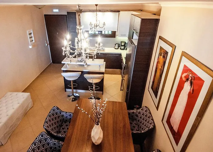 Ninos Luxury *