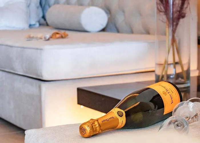 Ninos Luxury Corfu (city)