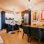 Ninos Luxury Daire *