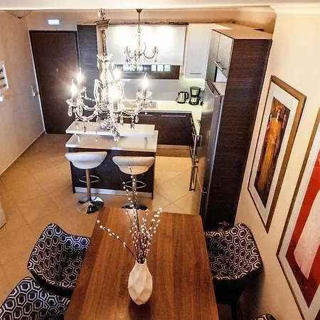 Ninos Luxury *