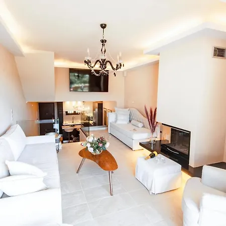 Ninos Luxury Апартаменты