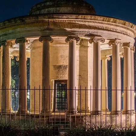 Апартаменты Ninos Luxury Corfu (city)